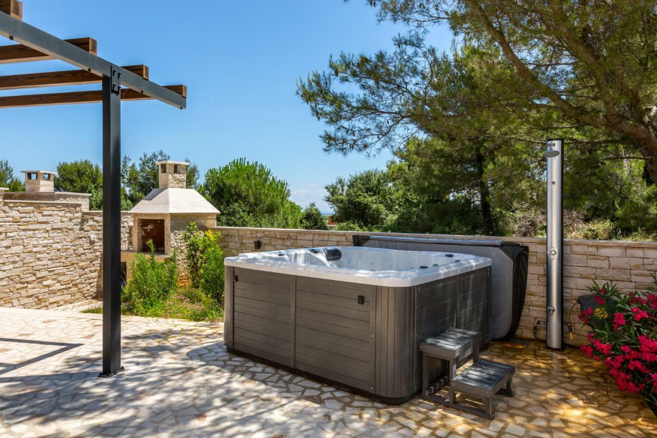 Seaside Villa & Spa Ližnjan Buitenkant foto