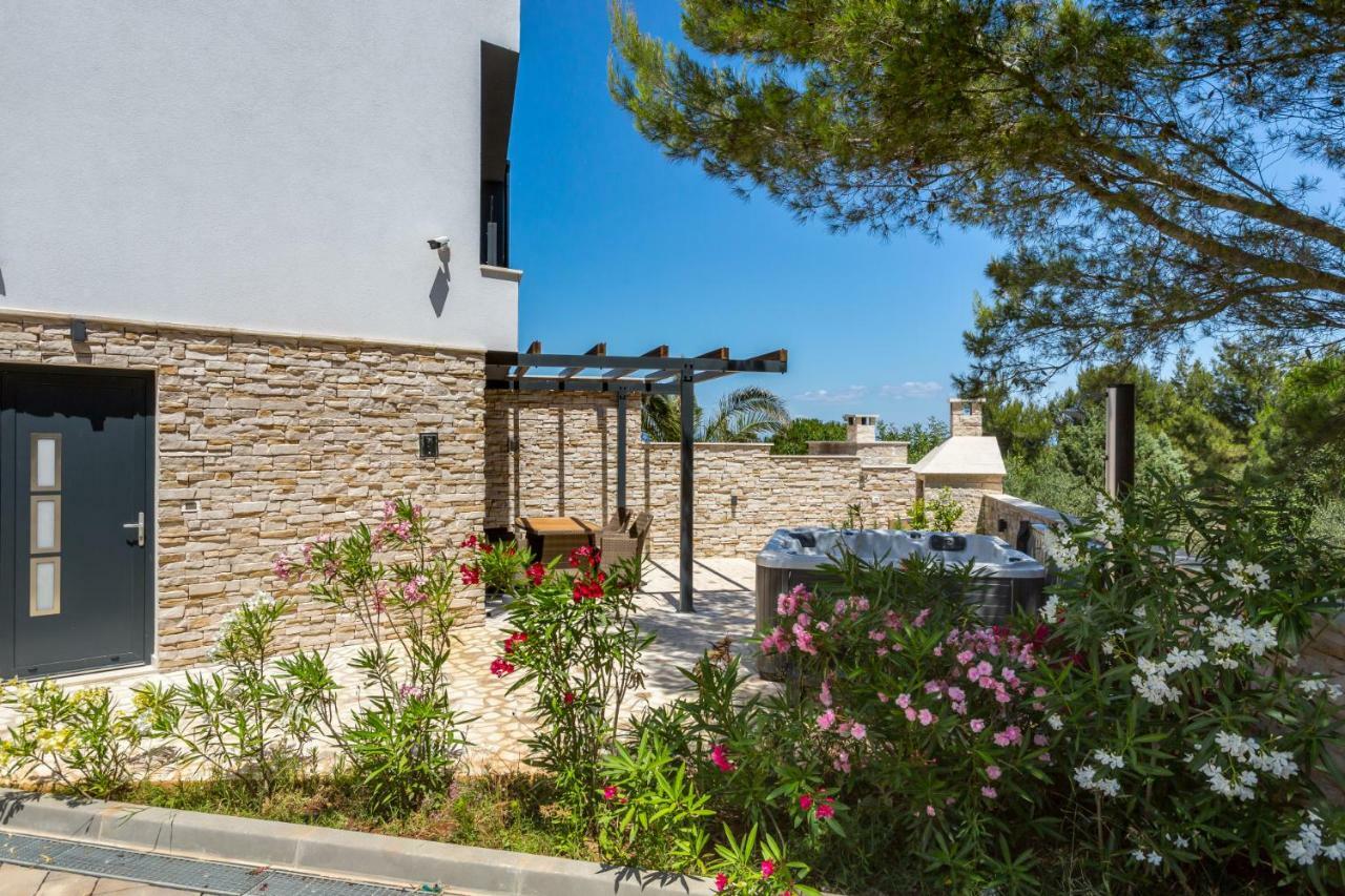Seaside Villa & Spa Ližnjan Buitenkant foto